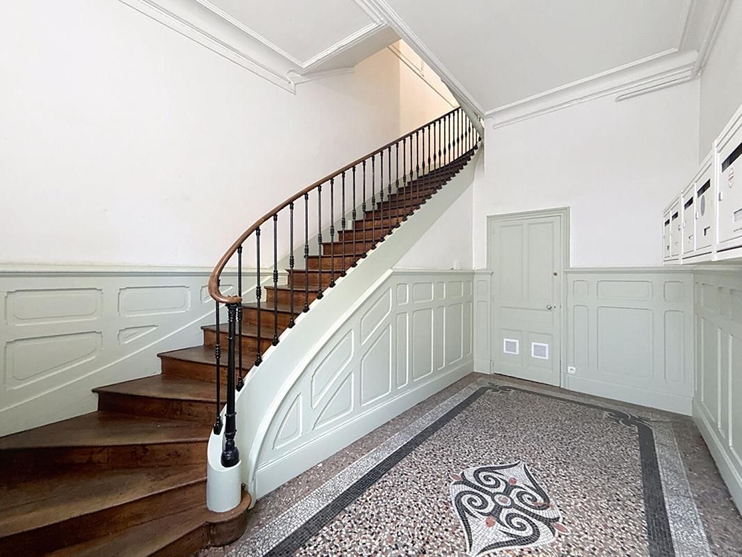 VANNES Superbe appartement 3 pièces de 70 M² avec parking et cave Hyper centre VANNES 4