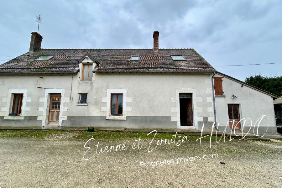 BAUDRES Domaine agricole avec maison d'habitation et dépendances 2