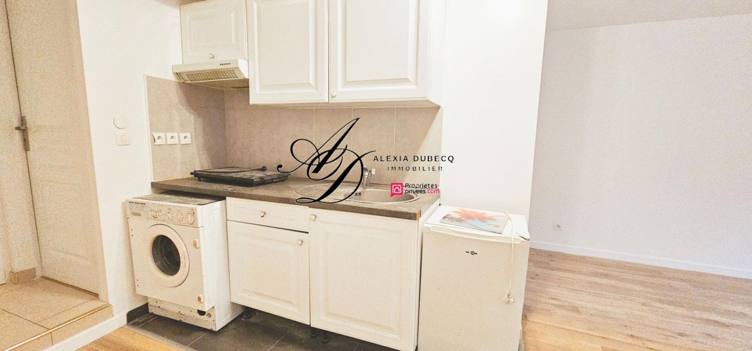 NOISY-LE-GRAND Studio Sélénite 26 m2 dans maison bourgeoise - Quartier pavillonnaire calme à 15 min à pied du RER A 2