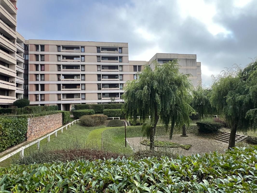 Appartement 2p Rés Nouveaux Horizons à Elancourt