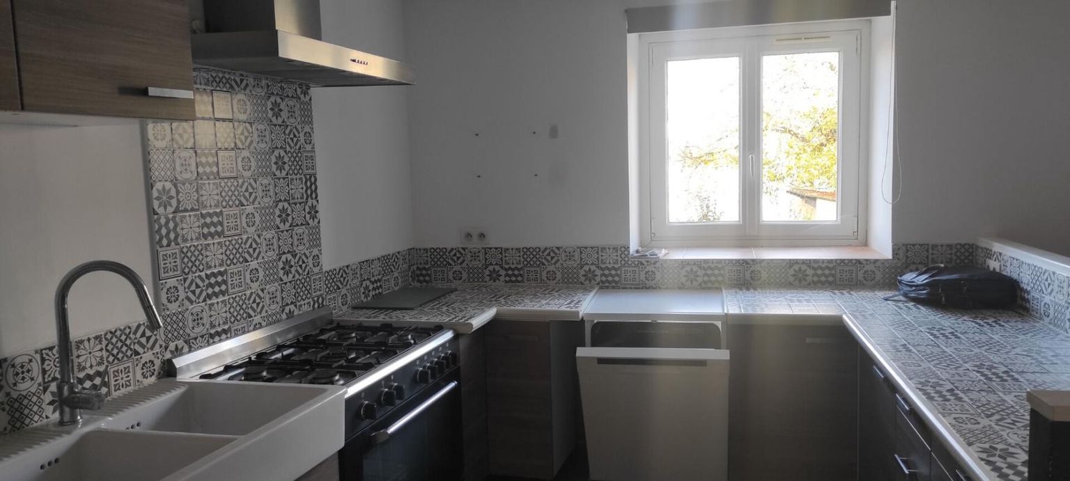 SAINT-DENIS Maison de village de 135 m² refaite à neuf 4