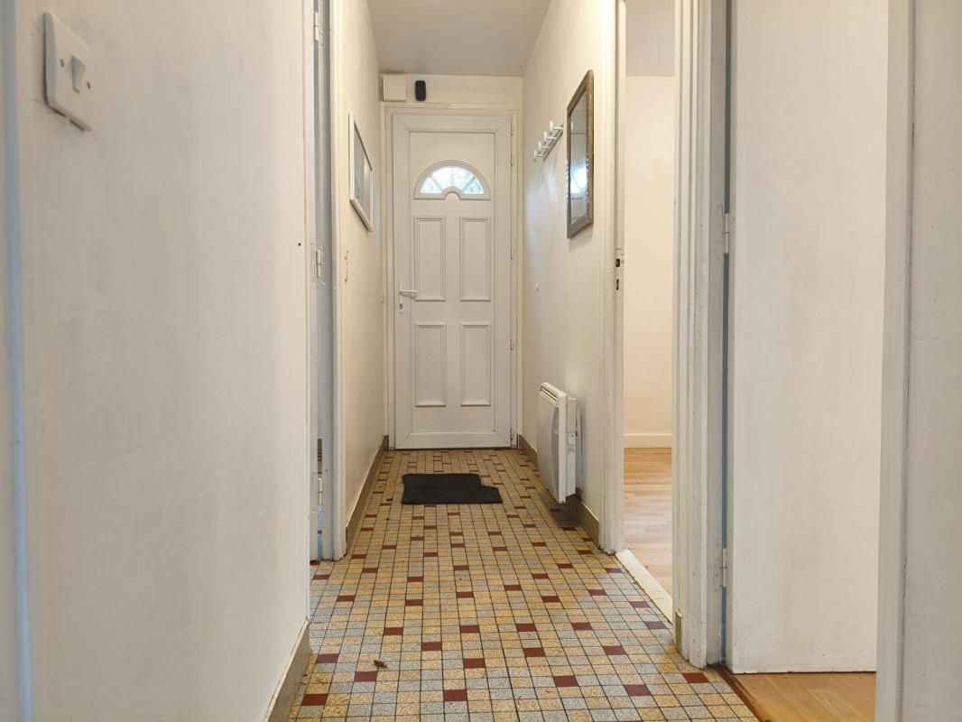 PLAINTEL Exclusivité !! Côtes d'Armor. 22940 Plaintel. Maison en pierres de plain-pied, 2 chambres, garage, terrain 2