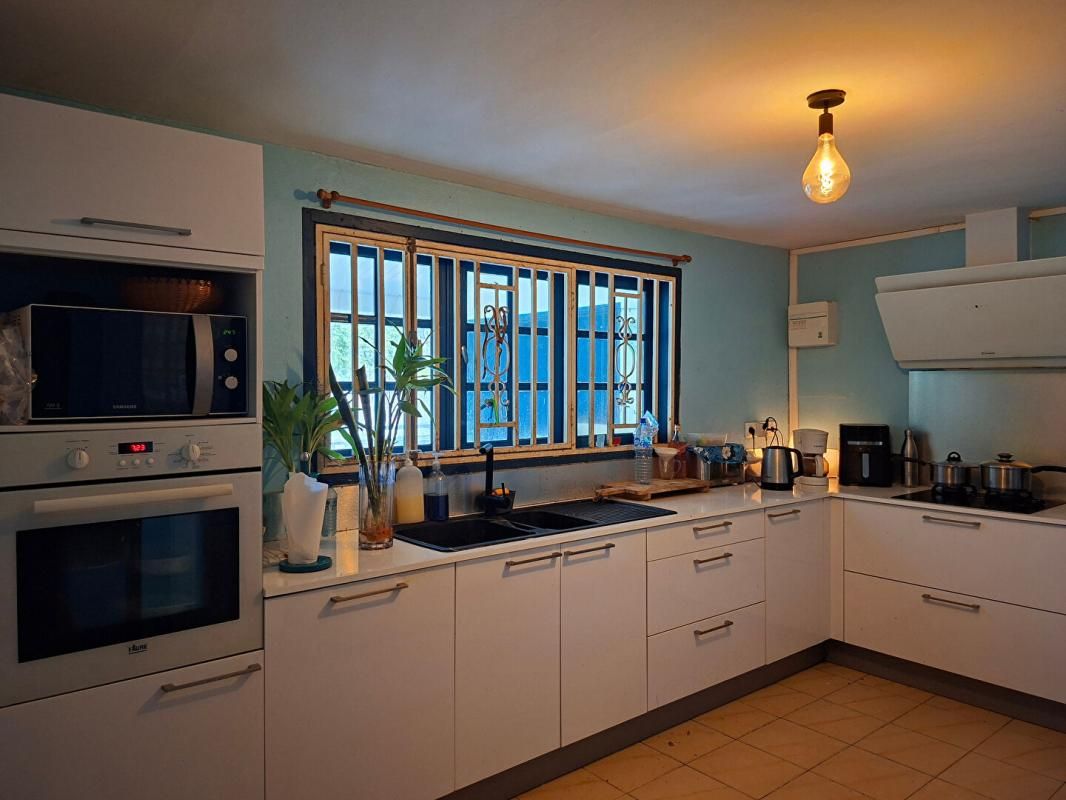 CAYENNE MONTABO Villa 5 pièce(s) 131 m2 3