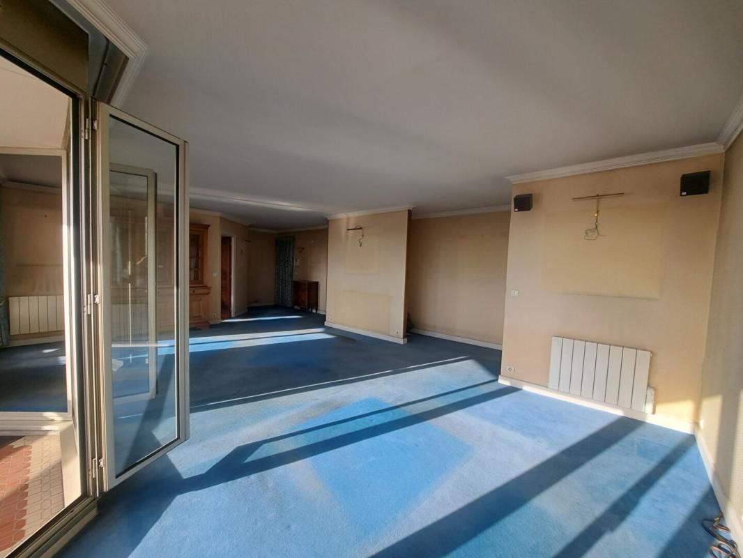 COURBEVOIE VUE EXCEPTIONNELLE 3