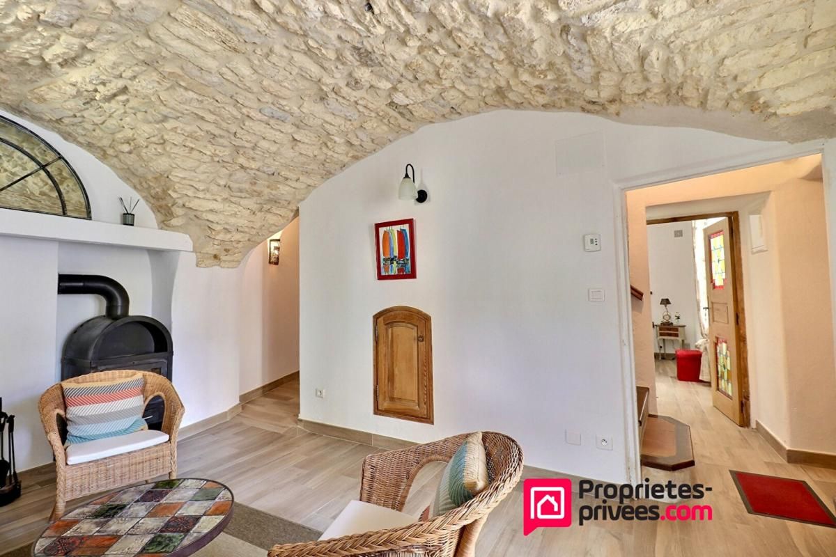 UZES UZES, 7 km, Maison de village restaurée 2