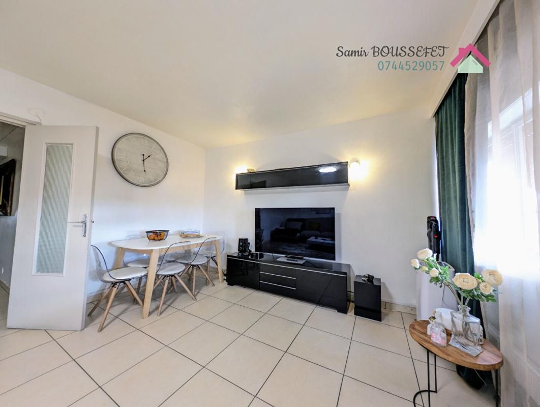 MARSEILLE-3E-ARRONDISSEMENT À VENDRE : APPARTEMENT T3, VUE DÉGAGÉE, MARSEILLE 13003 (SAINT-LAZARE)  IDÉAL INVESTISSEUR ? RENTABILITÉ ATTRACTIVE 4