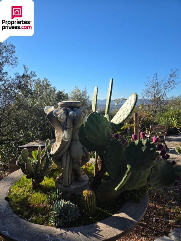 LE CANNET-DES-MAURES Maison Le Cannet Des Maures 6 pièce(s) 160 m2 3