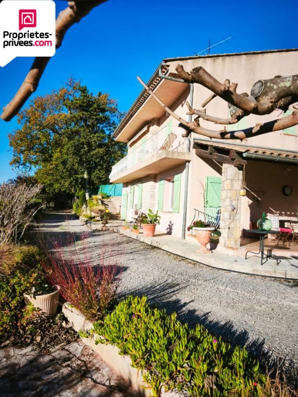 LE CANNET-DES-MAURES Maison Le Cannet Des Maures 6 pièce(s) 160 m2 4