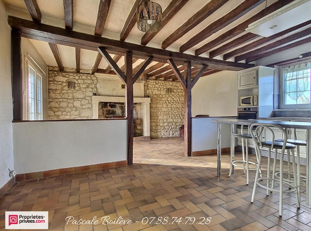 VERNANTES Charmante longère - 7 200 m² de terrain - VERNANTES (49390) 4