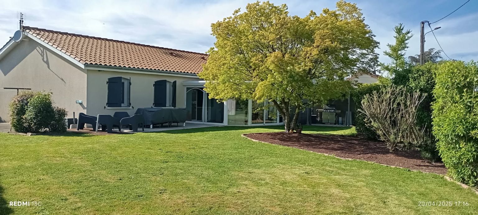 Maison Saint Denis Les Bourg Plain pied 135 m2