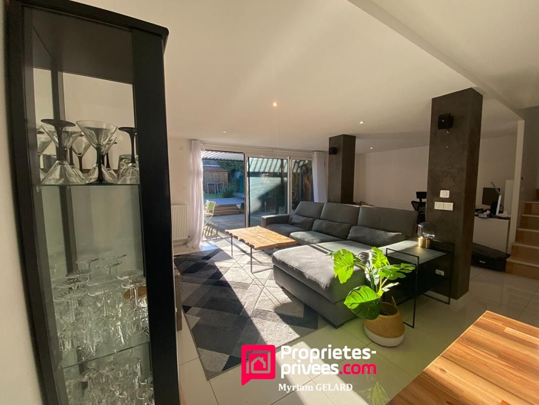 LAMASQUERE Maison de village Lamasquere 4 pièce(s) 147 m2 2