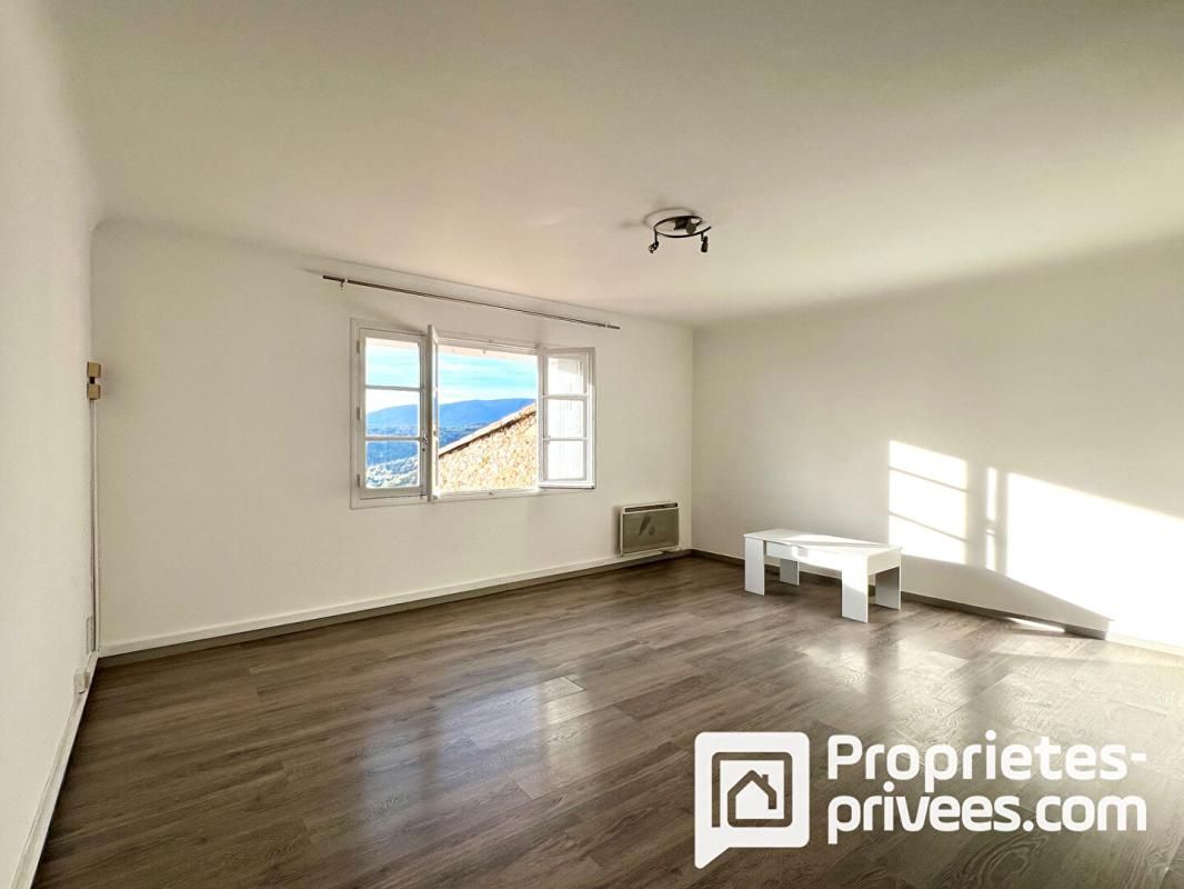 MONTAUROUX Appartement 4 pièces en duplex avec vue exceptionnelle 2