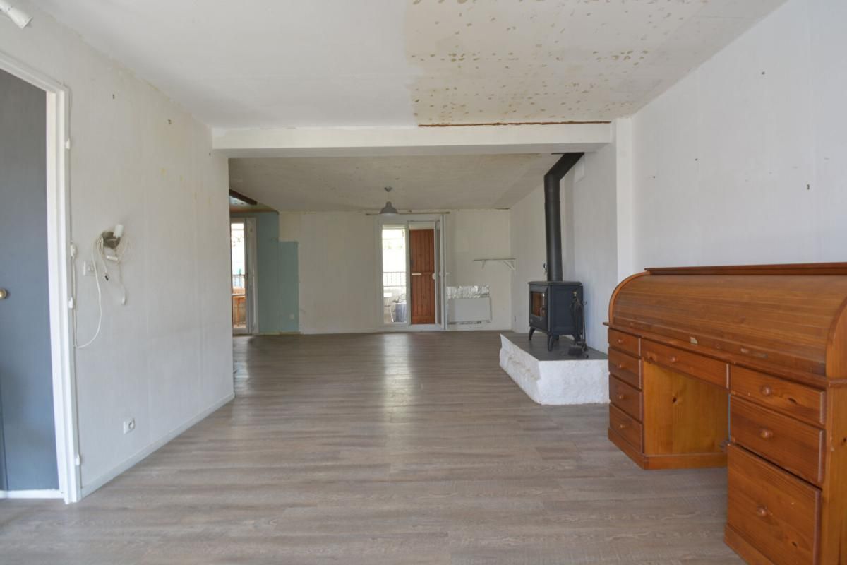 VARENNES-SUR-SEINE Maison 6 pièce(s) 110 m2 1