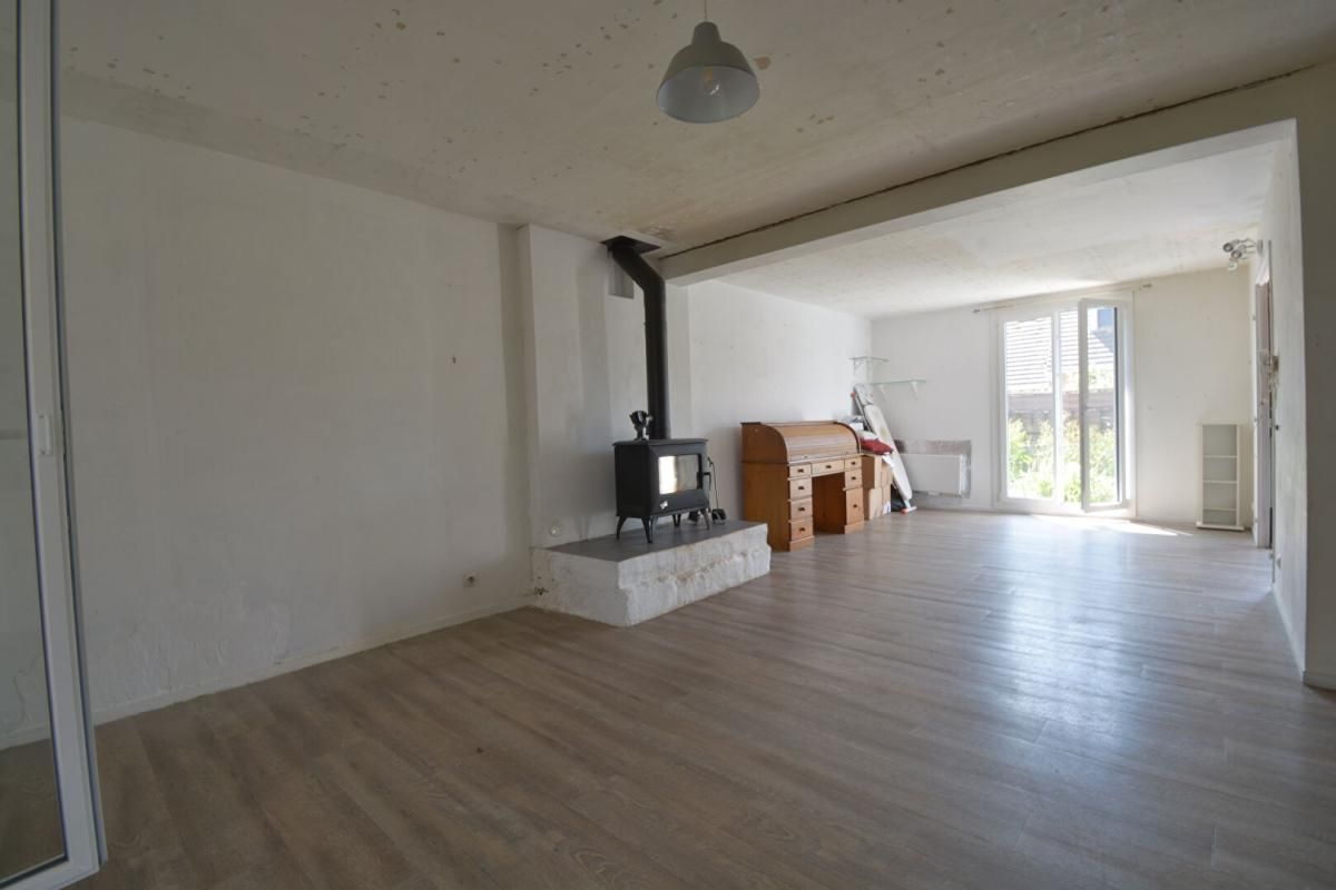 VARENNES-SUR-SEINE Maison 6 pièce(s) 110 m2 2