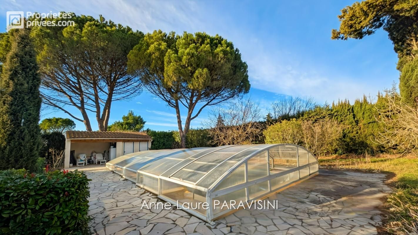 CARCASSONNE Maison d'architecte dans le Sud de la France face au Canal du Midi 3
