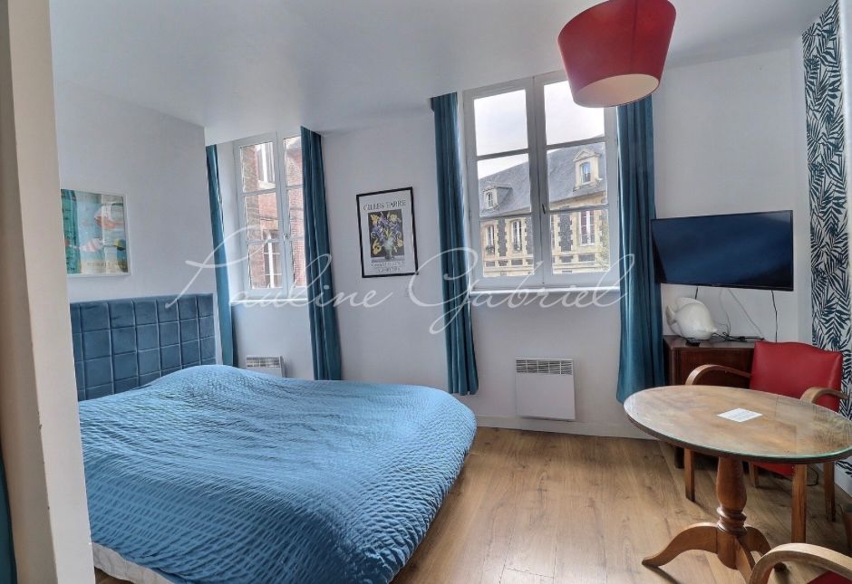 HONFLEUR Studio cosy et rénové en centre ville d'HONFLEUR 2