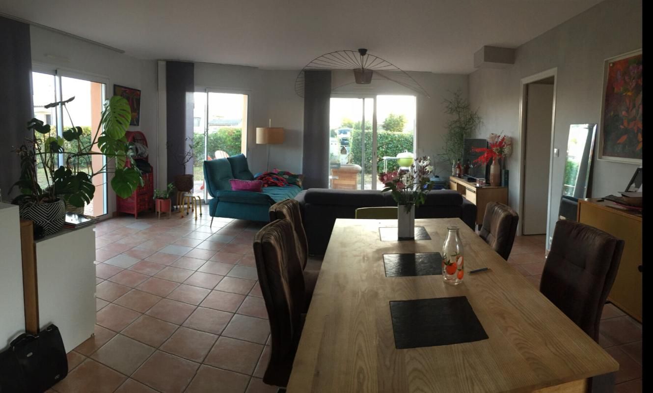 GETIGNE Maison Gétigné. 5 P .115 M2 1