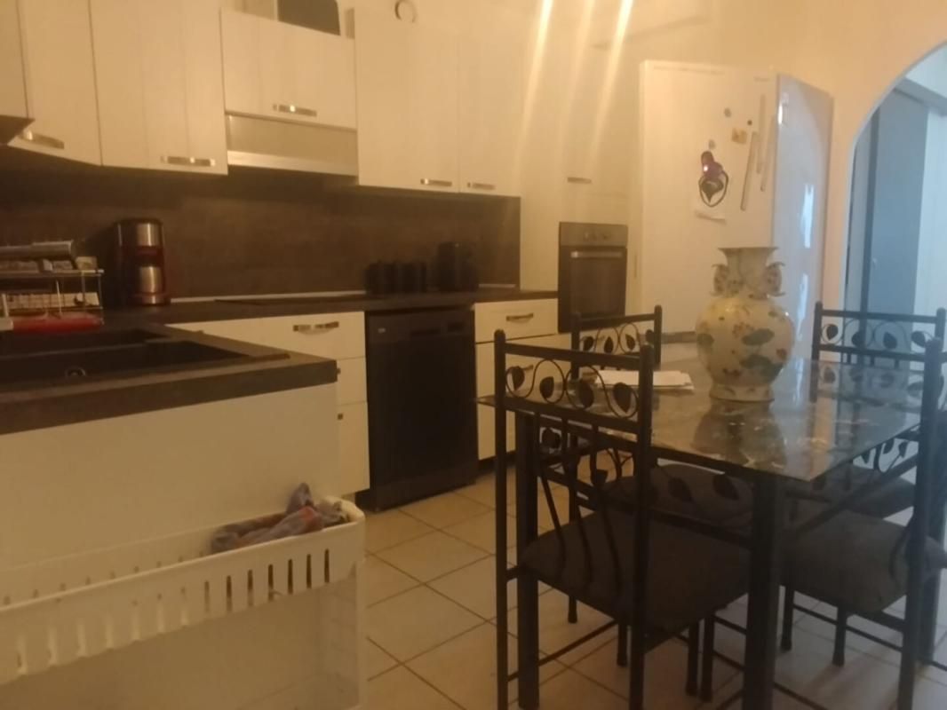 VILLERS-COTTERETS Jolie maison  de ville - Villers Cotterêts - 4 pièces - 100 m2 3