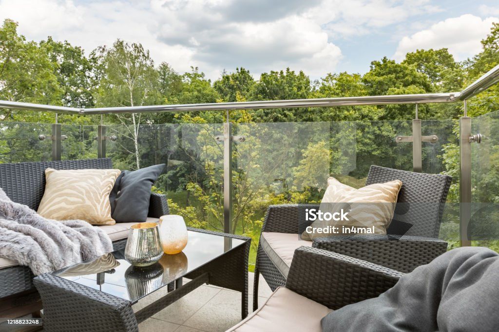 VILLE-D'AVRAY Appartement prestations de standing Ville D Avray 5 pièce(s) 102.53 m2 Prix 914 300  Frais de notaire réduits 4