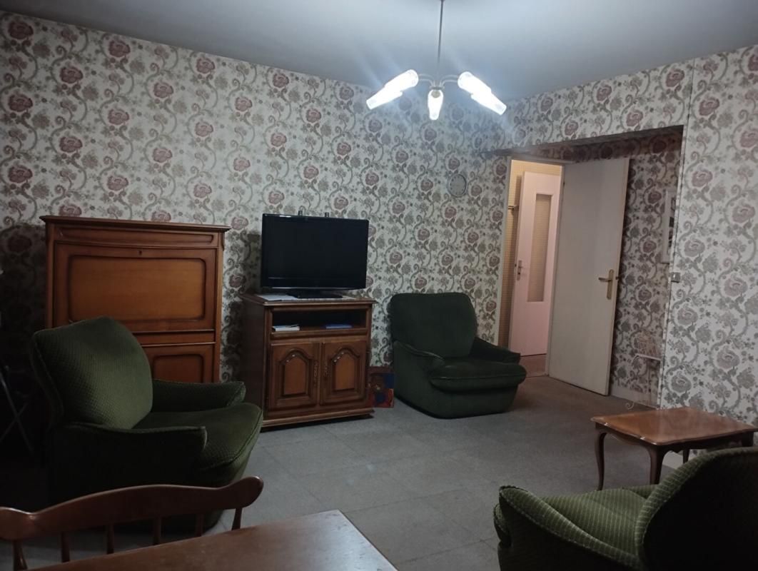 CHARTRES À VENDRE Charmant Appartement 3 Pièces à Chartres ? Idéal Investissement ! 3