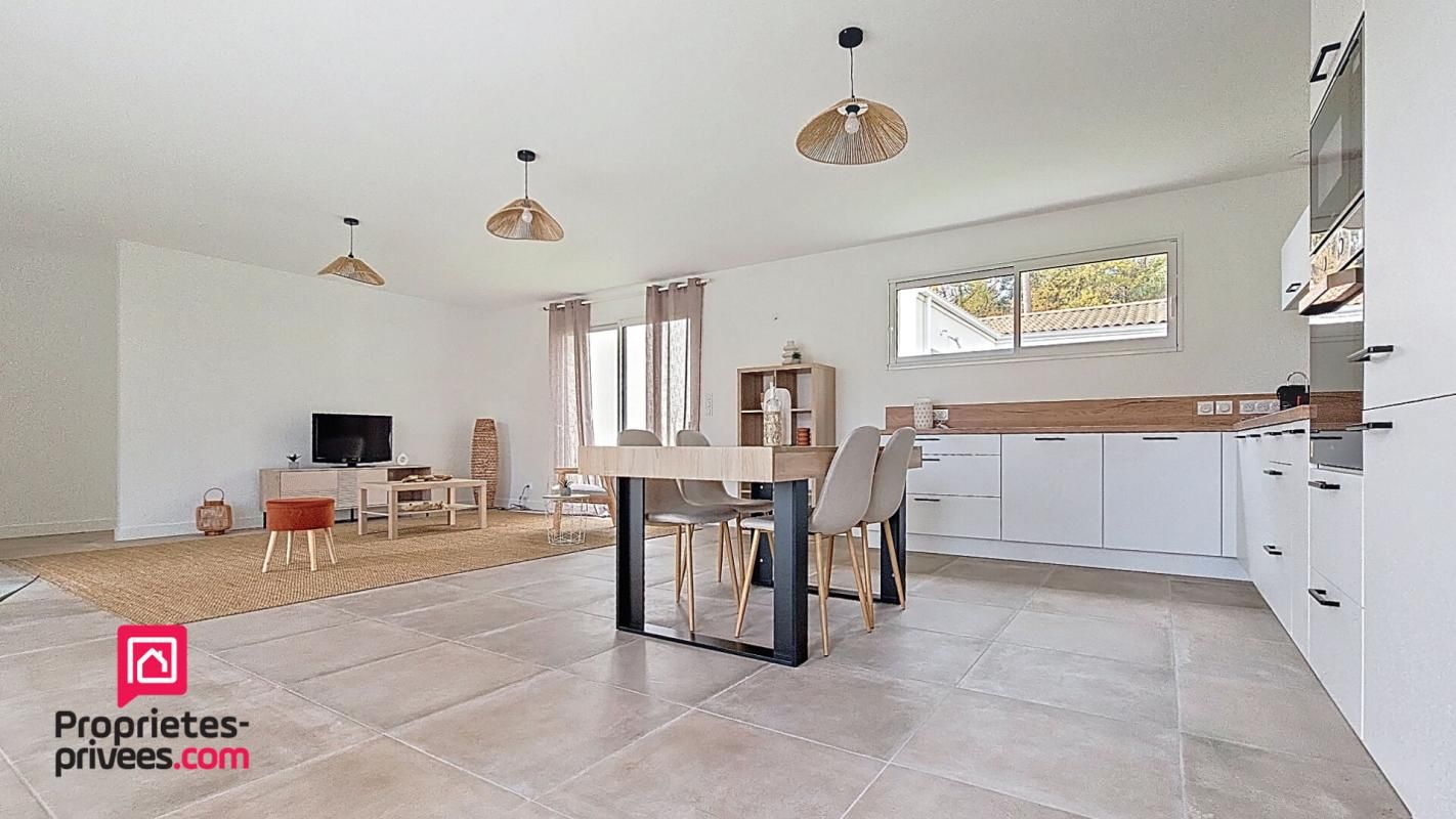 LES MATHES LES MATHES Maison 6 pièces 3