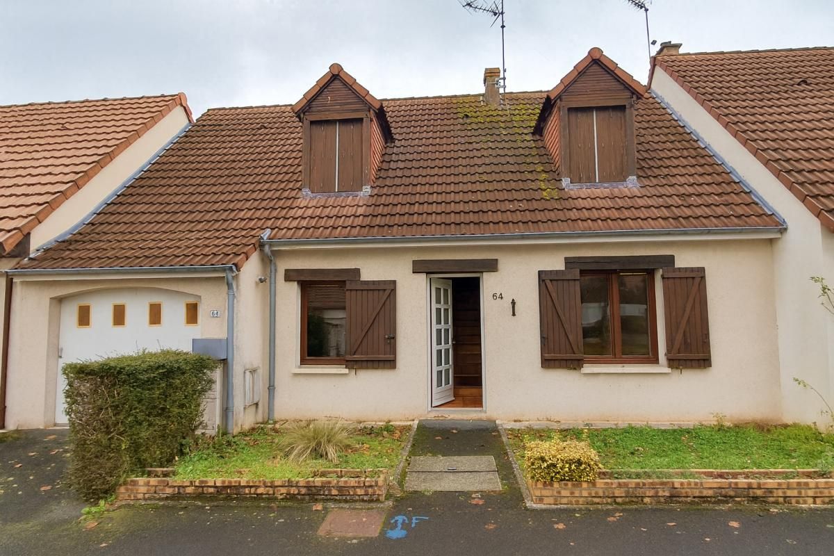 Maison Chateauroux 4 pièce(s) 90 m2 avec jardin et garage