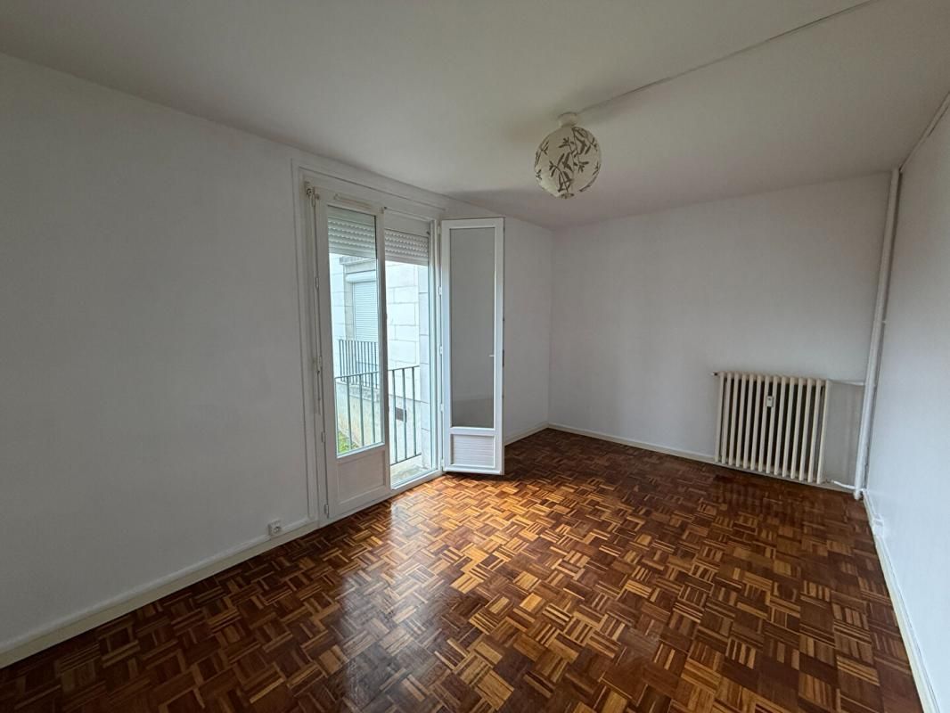 NEVERS Bel appartement secteur calme et proche des commodités 4