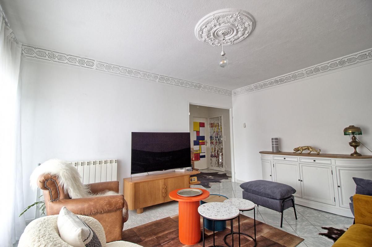SAINT-SYLVAIN-D'ANJOU Maison Verrieres En Anjou 6 pièce(s) 100 m2 2
