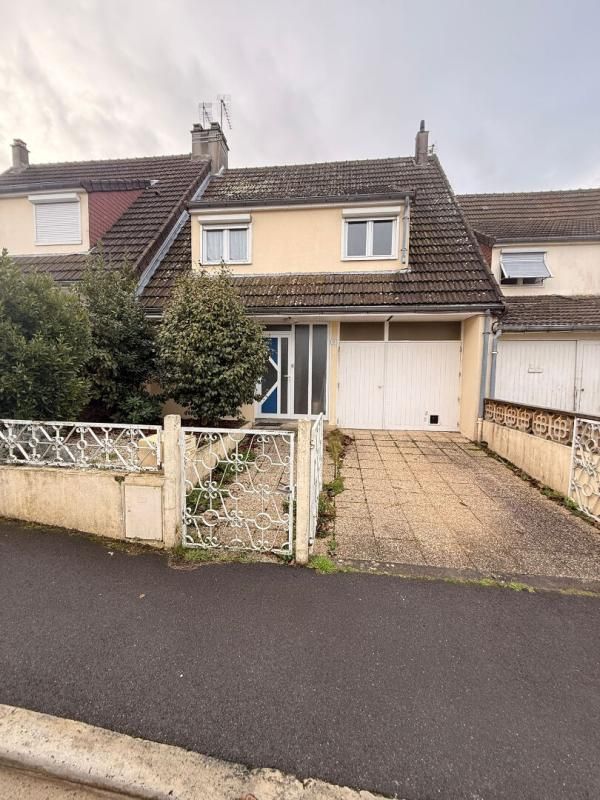 BREHAL Maison Bréhal 5 pièce(s) 100 m2 2