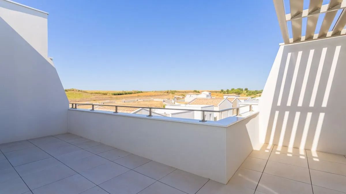 SAUVIAN Dernier étage. T3 lumineux 72,30 m² avec terrasse spacieuse et parking sécurisé 4