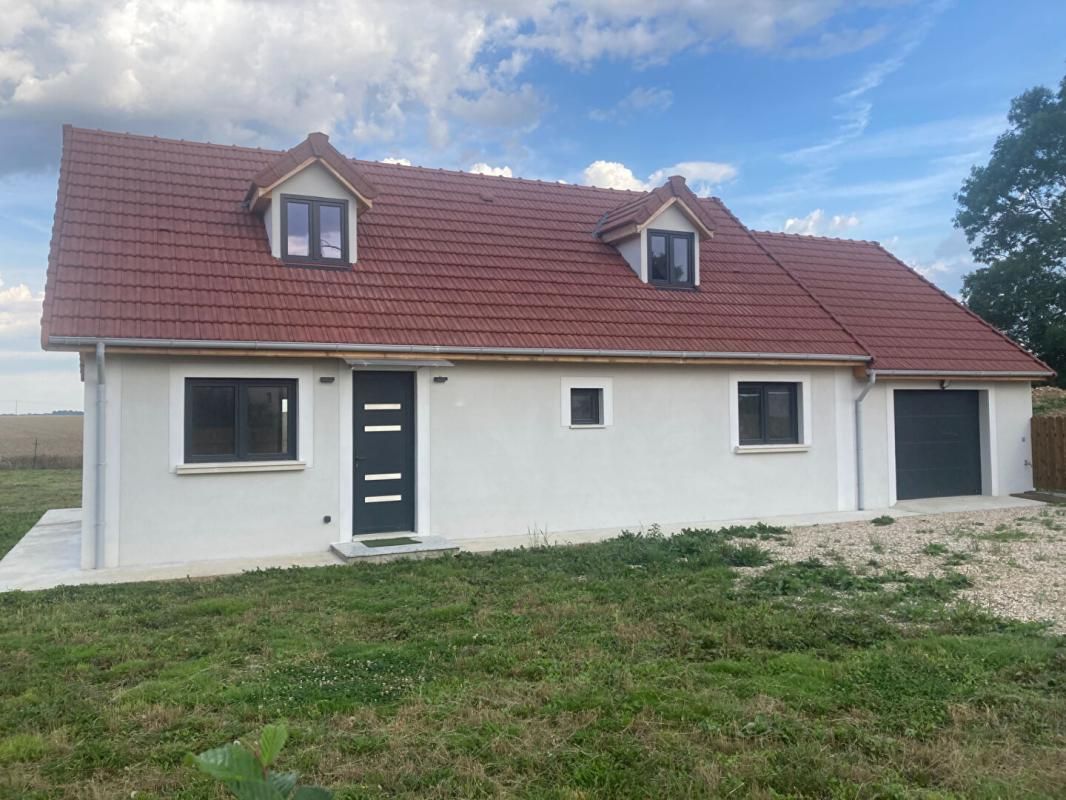 ETREPAGNY entre Gournay et Etrépagny, Maison Neuve 110 m² sur 1107 m² de terrain 1
