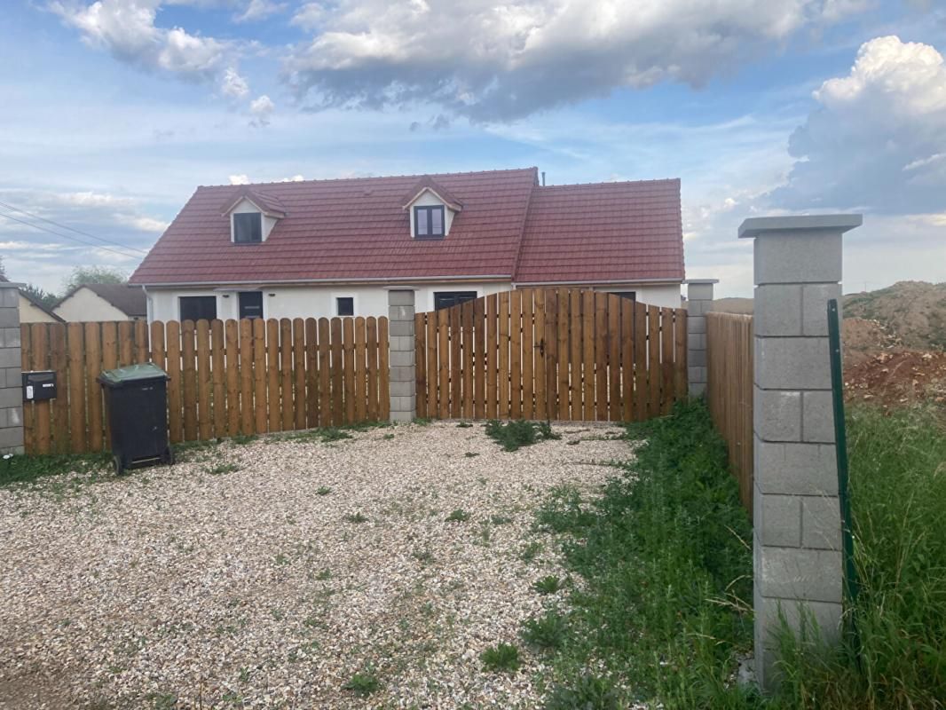 ETREPAGNY entre Gournay et Etrépagny, Maison Neuve 110 m² sur 1107 m² de terrain 2