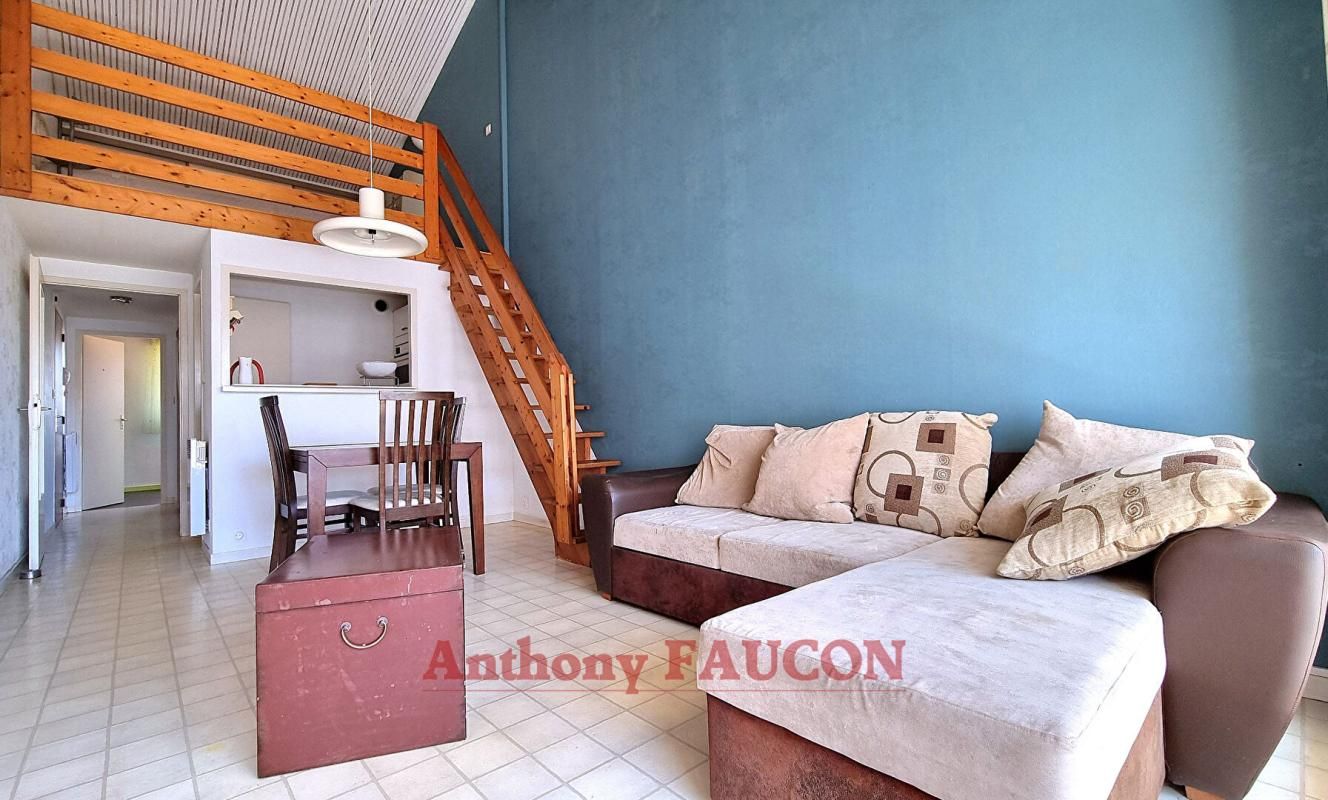 LES SABLES-D'OLONNE Appartement Les Sables D Olonne 3 pièce(s) 45 m2 2