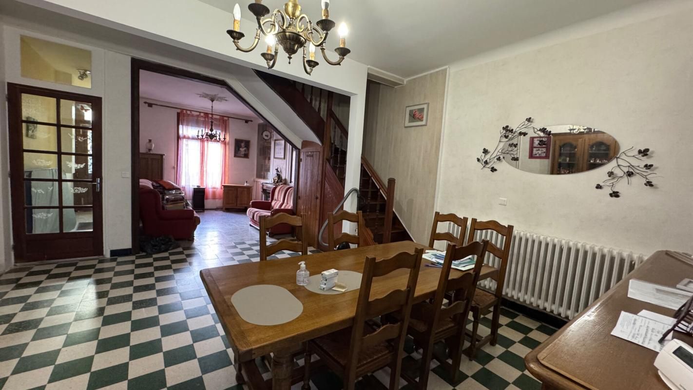 ABBEVILLE Maison  5 pièce(s) 117 m2  proche centre ville ABBEVILLE 3