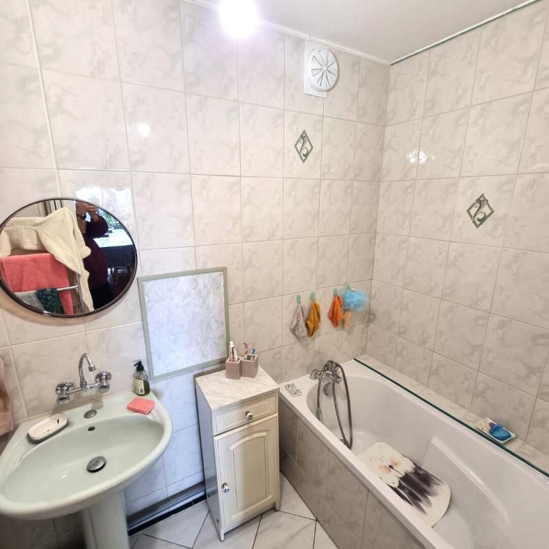 SAINT-PRIEST Saint Priest (69800), Appartement de standing 5 pièces, 102m², 5ième étage avec ascenseur, cave et parking 4