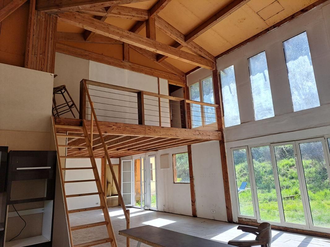 FIGANIERES Maison Figanieres 6 pièce(s) 195 m2 4