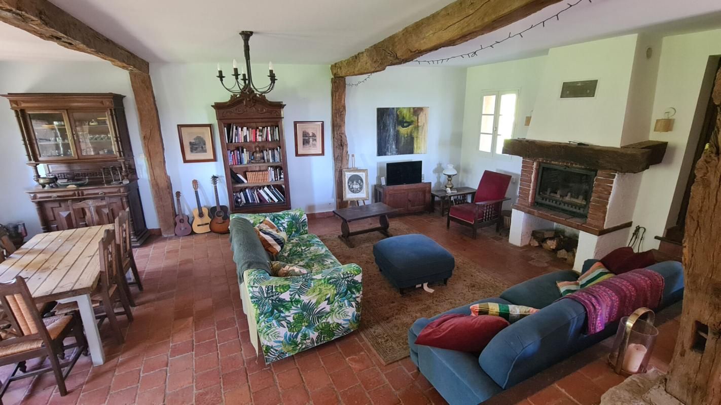 MARCIAC Maison Marciac 5 pièce(s) 215 m2 4