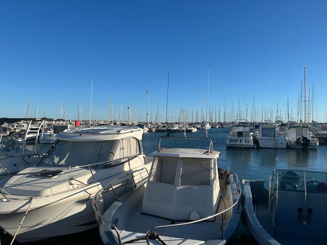 FOS-SUR-MER Fos Sur Mer -T2 RDC + REZ DE JARDIN +PLACE DE PARKING PRIVATIVE -revenus immédiat 3