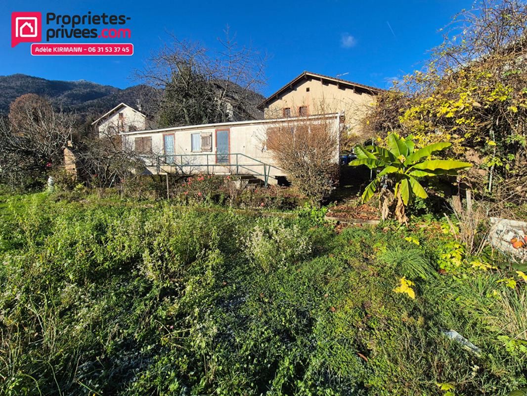 FARGES Ferme Gessienne et terrain constructible - Farges 01550 2
