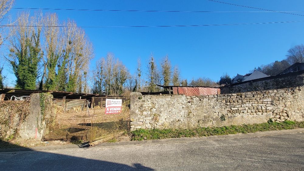 OCQUERRE Terrain à bâtir de 713 M2 2