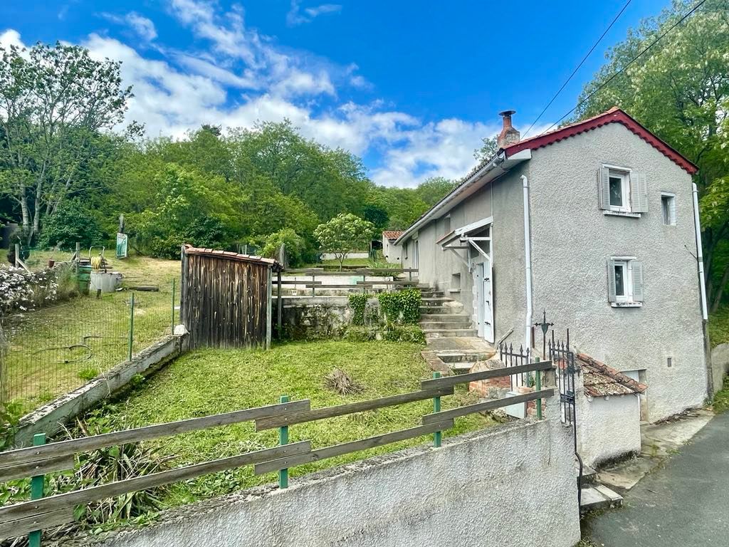 BOEN-SUR-LIGNON Maison Boen 4 pièces 79 m2 2