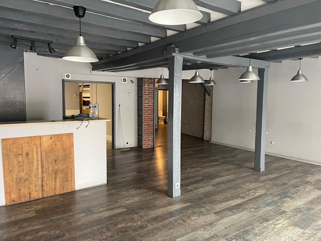 DOZULE Immeuble Dozule 6 pièce(s) 286 m2 2