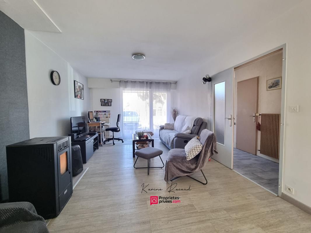 LA ROCHE-SUR-YON Maison  7 pièce(s) 125 m2 3