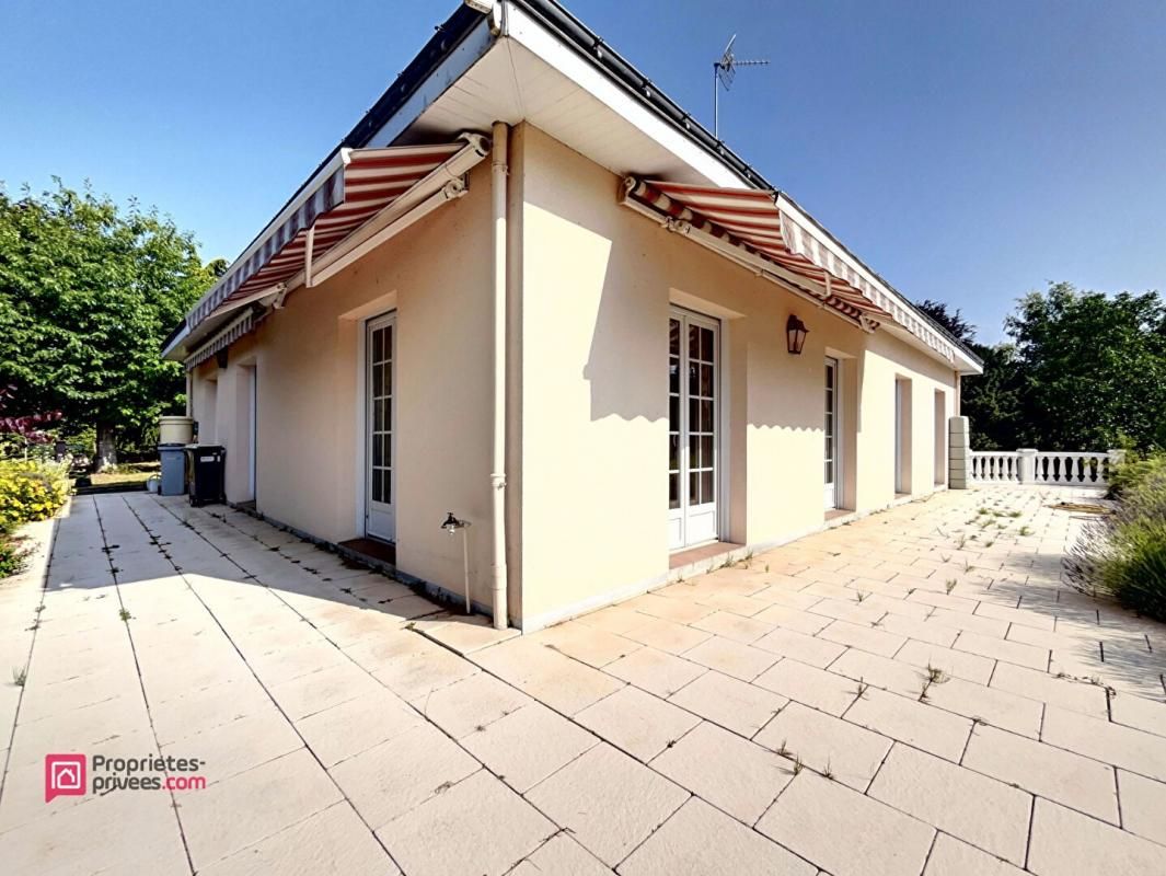 VILLEVEQUE Maison Rives Du Loir En Anjou 6 pièces 155 m² 2