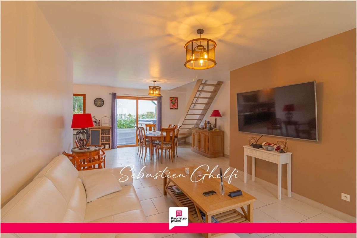 ROMORANTIN-LANTHENAY Maison avec 4 chambres- 2 salles d''eau-2 wc-cellier-gararge 4