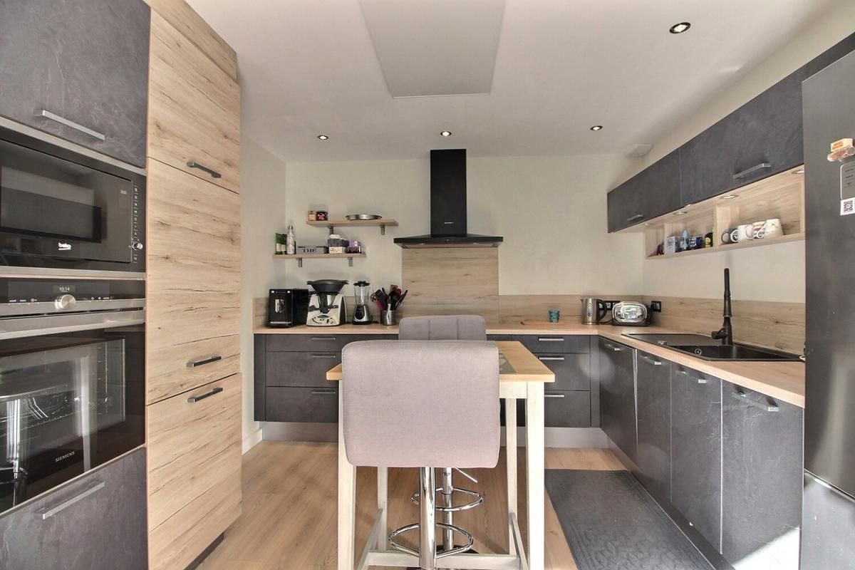 SAINTE-CECILE-LES-VIGNES Villa avec Piscine 4 pièces 125 m² + Studio indépendant 30 m² - 399 500 Euros - 3