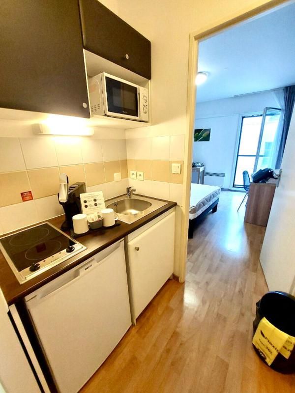NANTES Appartement Nantes 1 pièce(s) 20 m2 4