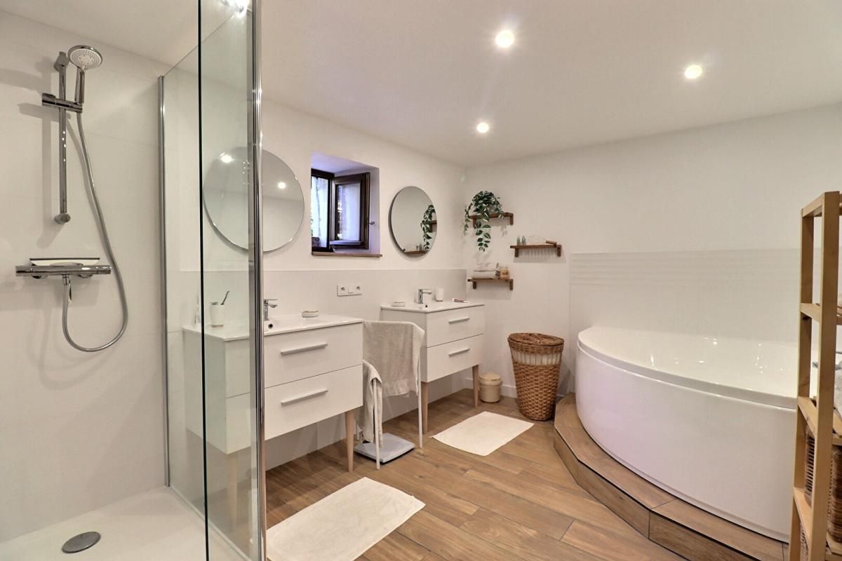 CROLLES Maison de Ville 7P 210 m² avec Garage / Atelier à CROLLES (38920) 3