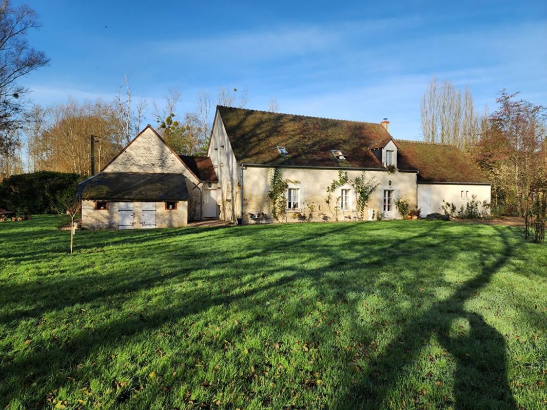 SAINT-JEAN-SAINT-GERMAIN Maison Saint Jean Saint Germain 10 pièce(s) 376 m2 3