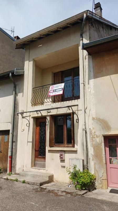 LONS-LE-SAUNIER Maison Lons Le Saunier 5 pièce(s) 116 m2 1